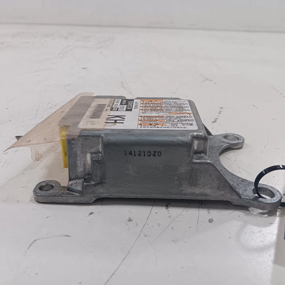 Модуль управления Toyota Prius C VIN B3 15 Toyota Prius - Изображение 2 из 4