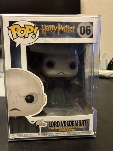 Funko Pop Harry Potter Lord Voldemort 06 - DAMAGED BOX + FREE POP PROTECTOR