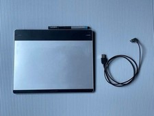 Wacom CTH-680 Intuos Medium Creative Pen  Touch Tablet Good Condition