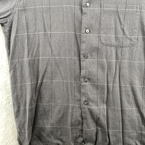 Van Heusen Men's L Short Sleeve Crepe Shirt Black w/ White Stripes Button Up - Picture 2 of 9