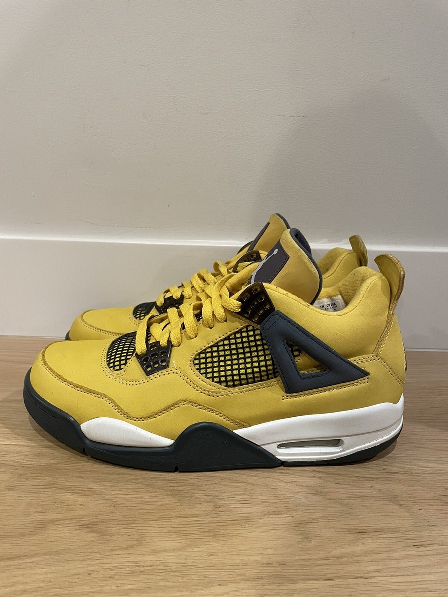 Air Jordan 4 黒/黄色 スニーカー 5/29発売｜Nike Air Jordan 4 Retro 