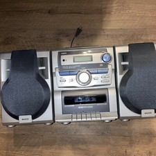 SANYO CWM-470 BOOMBOX PORTABLE STEREO