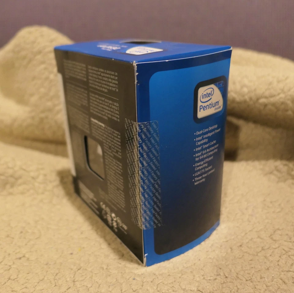 NEW SEALED BOX INTEL PENTIUM E6500 DualCore  2.93GHz Processor CPU SLGUH - Image 2 of 4