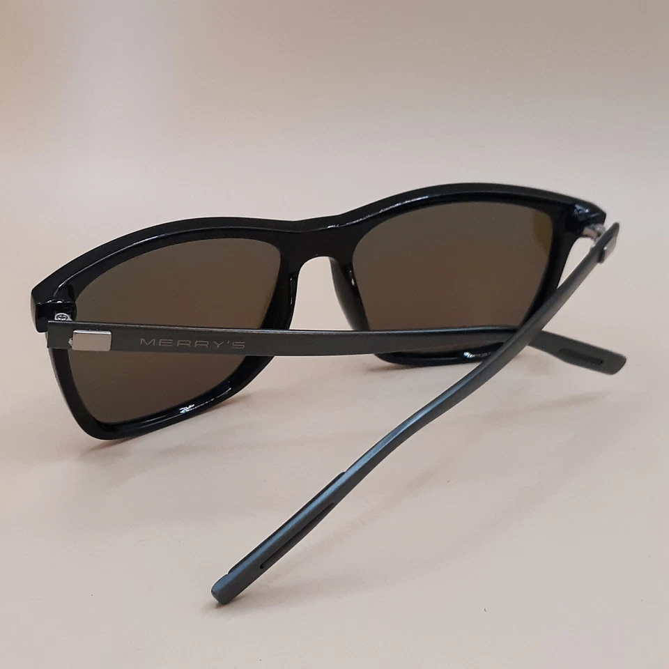 Gafas de sol polarizadas de diseñador Merry's S8286 negras grises 56-16-140 fin de semana  Foto 2 de 4