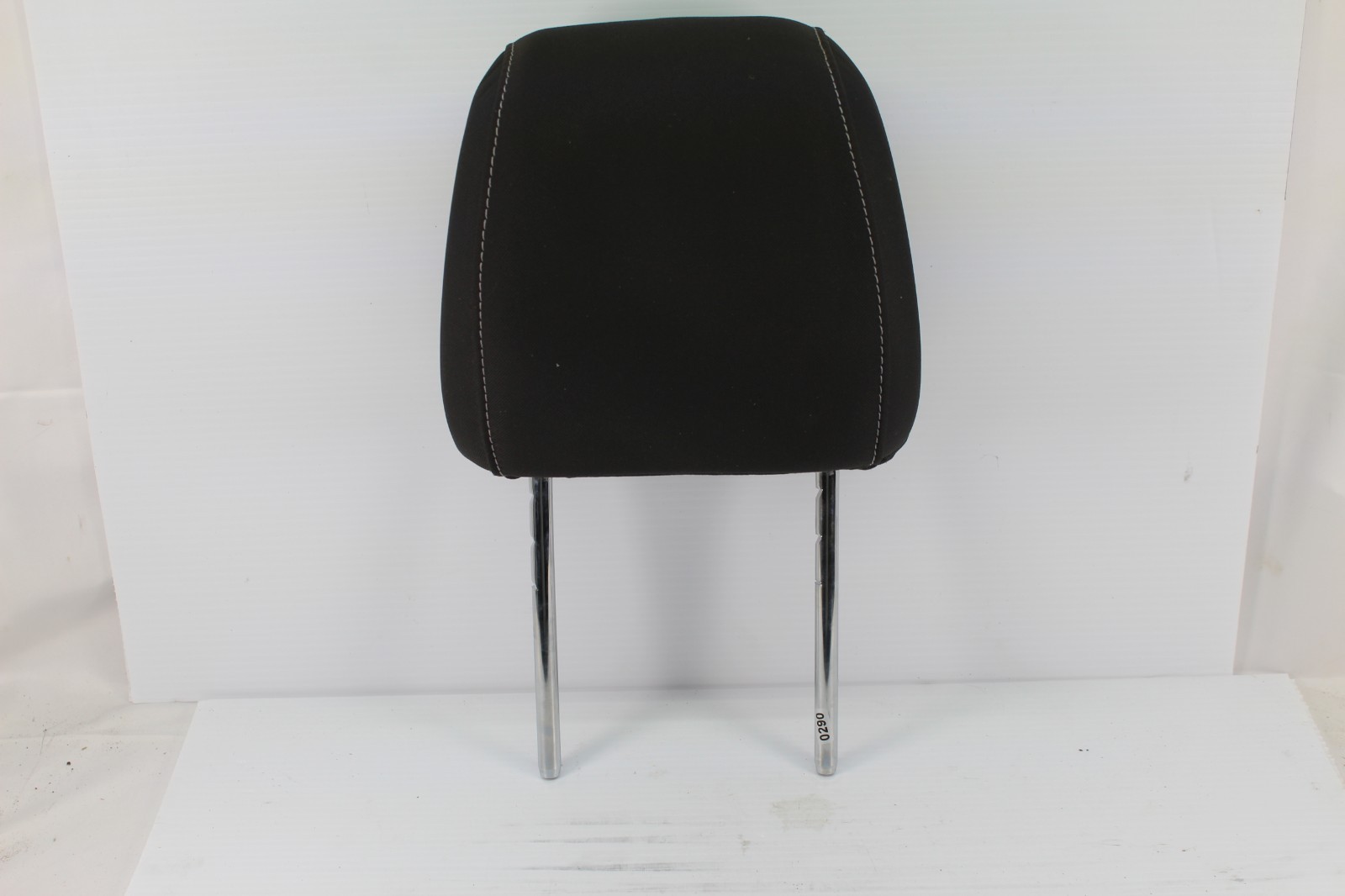 2016- 2019 Ford Escape Front Left Driver Side Seat Headrest Head Rest Black OEM