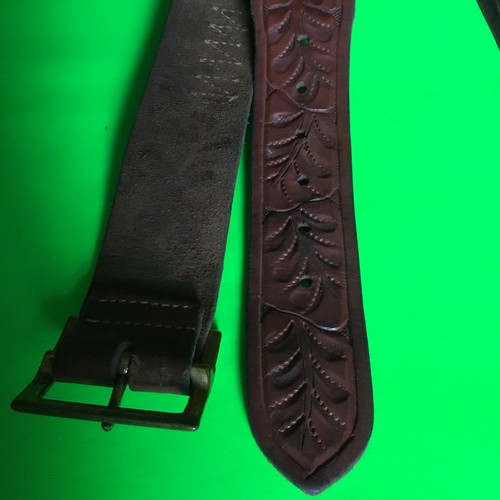 Cinturón Hunter marrón con carcasa de cuero tallado 28”-33” con hebilla para calibre 38/357  - Imagen 4 de 11