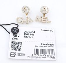 Faux Pearl & Strass 'CHA-NEL' Jacket Stud Logo Earrings Box Tag ES2740