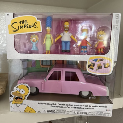 #ad THE SIMPSONS Family Sedan Set with 2.5” Figures Target Exclusive Jakks Pacific $39.00