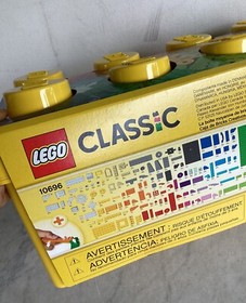 LEGO Classic 10696 Medium Creative Brick Box New