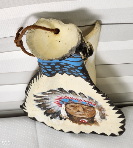 Cow Shoulder Blade Bone Painting Vtg Hand Made Indian Chief Portrait Rare Art - Picture 4 of 10