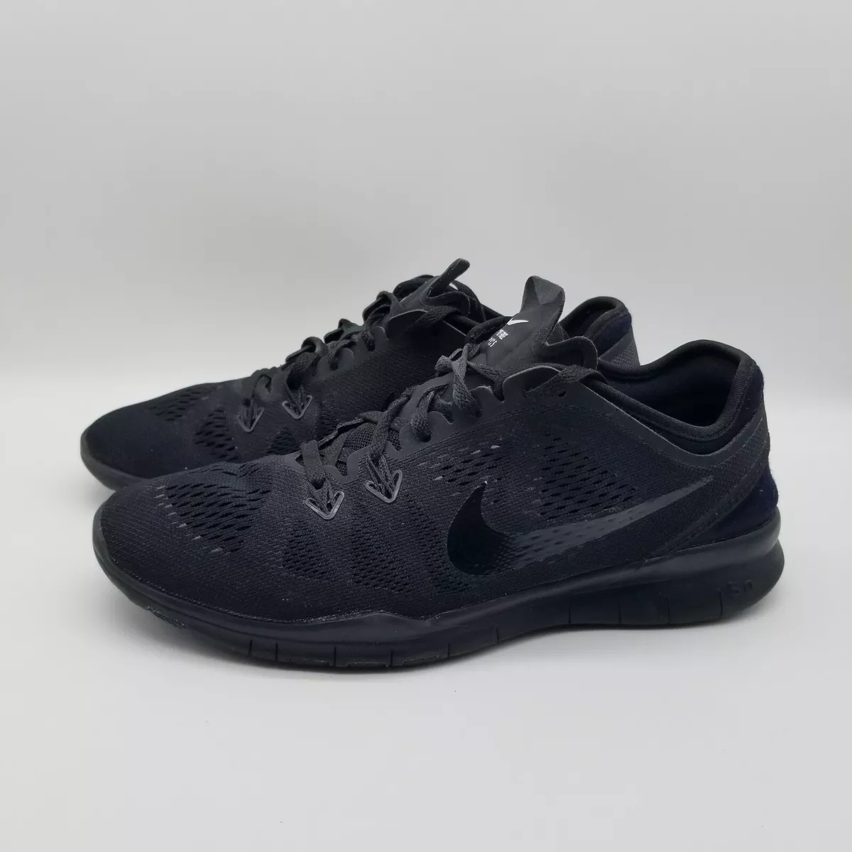 Nike free tr black sale