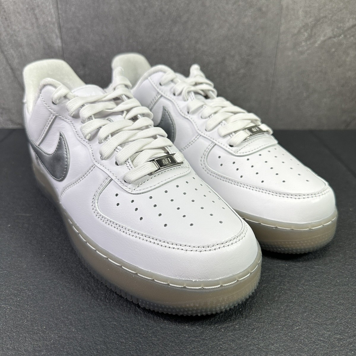 Nike Air Force 1 '07 Premium White Metallic Silver 2022 Size 9.5