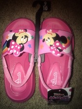 Minnie Mouse rainbow stars Sandals, slides, shoes Size 9/10 pink