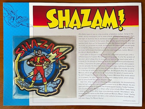 SHAZAM Embroidered PATCH on INFO CARD Willabee & Ward DC COMICS PATCH COLLECTION
