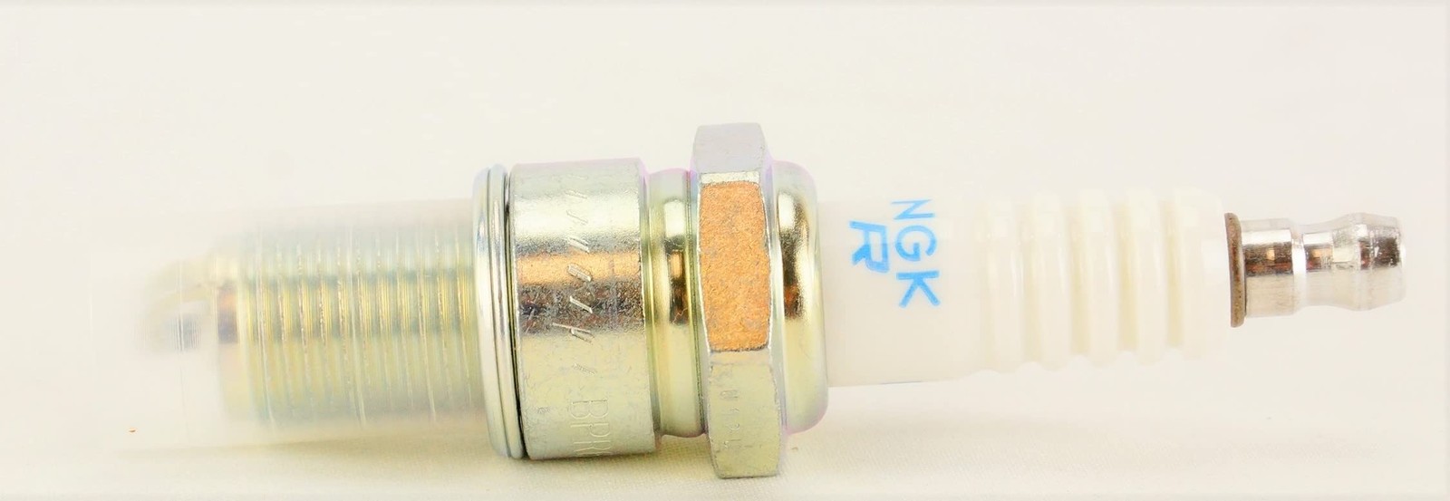 NGK 7131 Spark Plug for Austin Healey Austin Lotus Peugeot MG Aston Martin 58-18