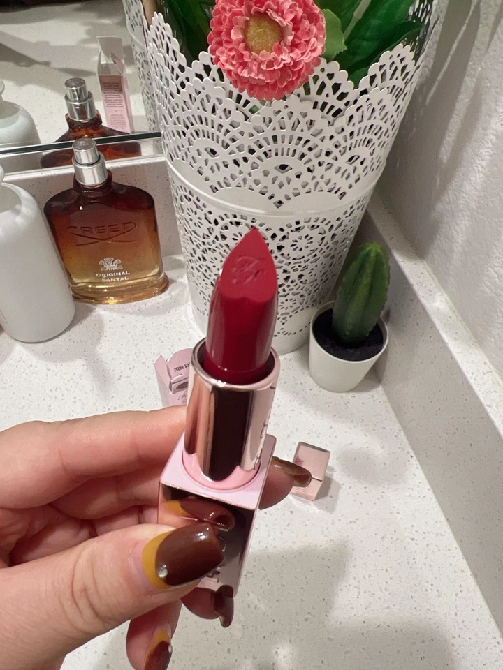 Lápiz labial pigmentado Too Faced Lady Bold Em-Power 07 Rebel nuevo en caja Foto 3 de 4