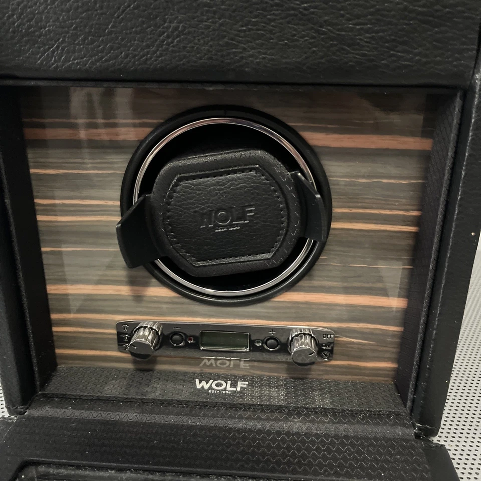 Módulo de bobinadora de reloj individual Wolf Roadster 2,7 con almacenamiento estilo negro #457156 Foto 3 de 4