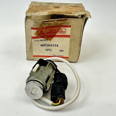Mitsubishi Carisma Front Door Lock Central Locking Cylinder Genuine MR264134