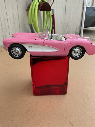 BURAGO PINK (1957) CHEVROLET CORVETTE DIE CAST CAR - 1:24 - 7" - METAL - EXCEL - Foto 3 di 9