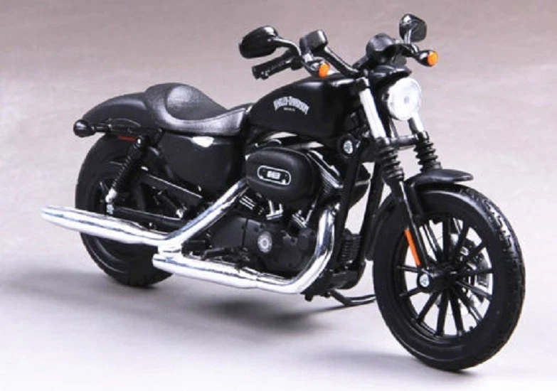 Maisto 1:12 32326 Harley Davidson 2014 Sportster IRON 883 MOTORCYCLE BIKE Model  - Image 2 of 4