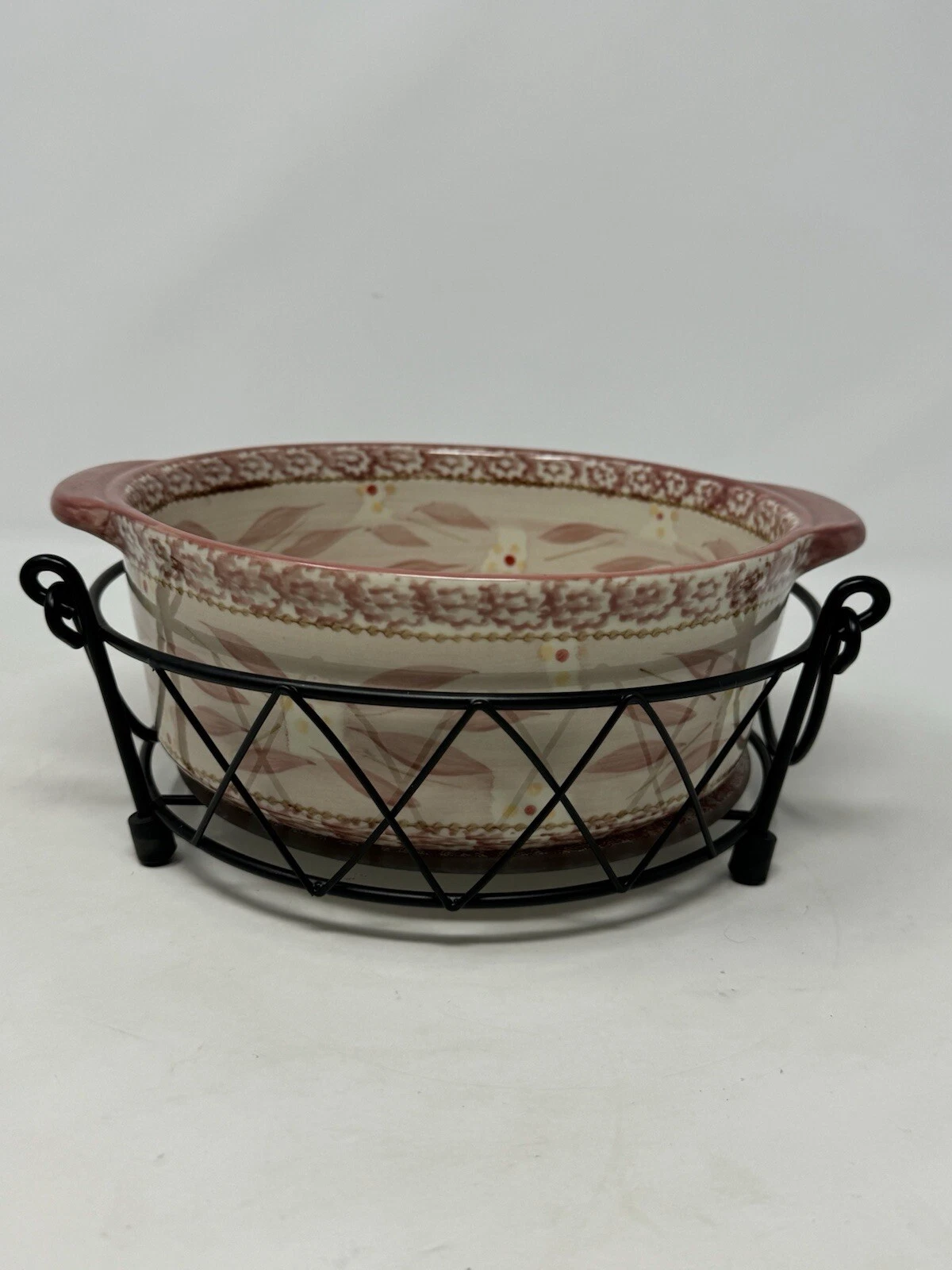 Temptations 1.5 qt Old World red Casserole w/Trivet & cooling rack oven safe EUC
