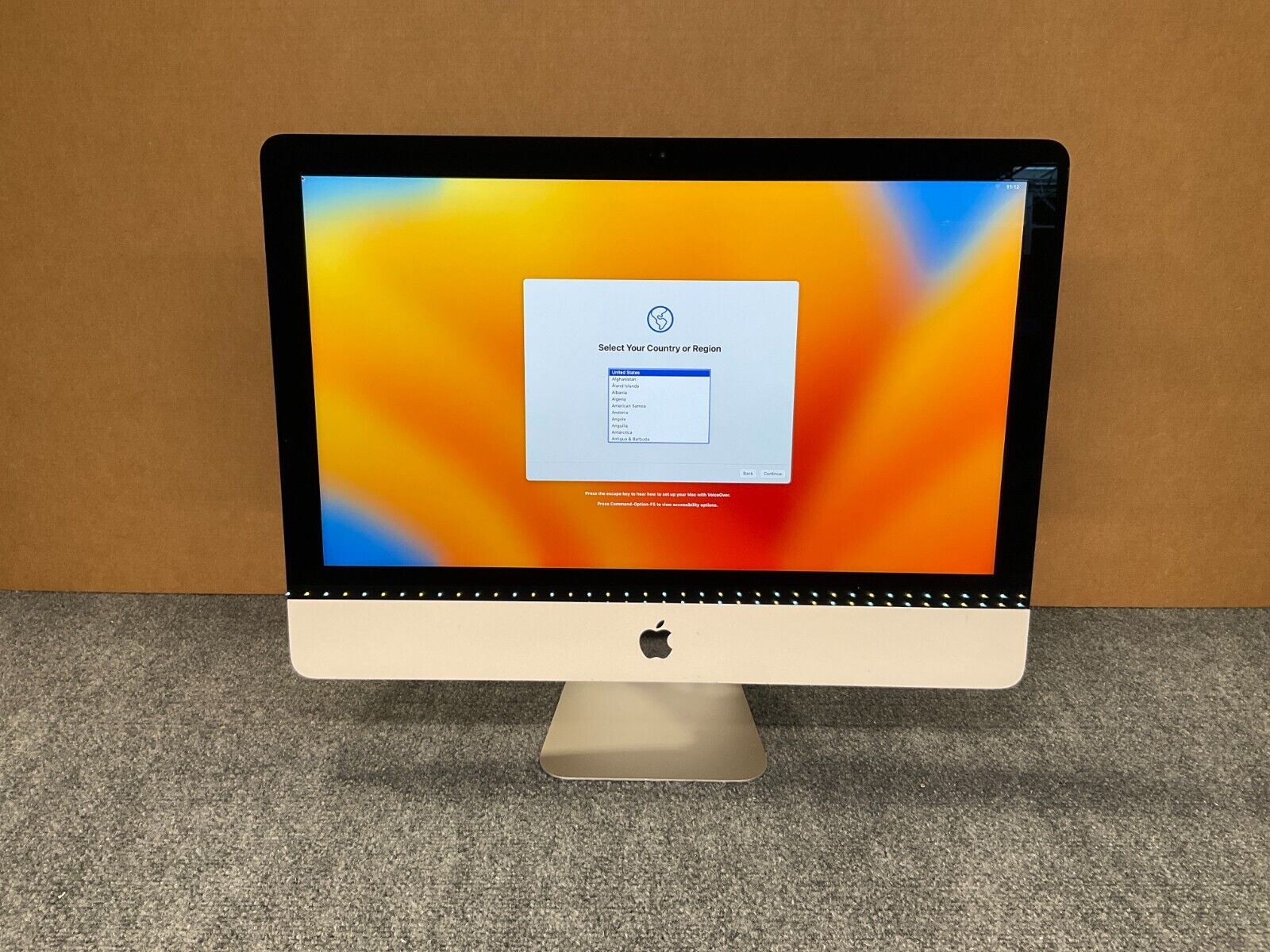 Apple iMac with 21.5in Retina 4K display (1TB Fusion Drive, Intel 