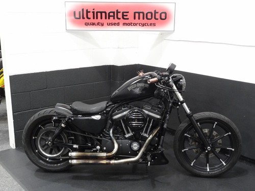 2018 (18) Harley-Davidson XL 883 N IRON 