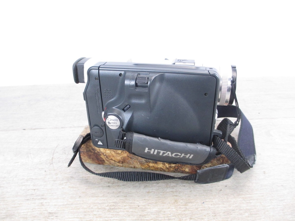 Hitachi DZ-MV270A DVD Camcorder Clean Tested 18x Zoom Digital