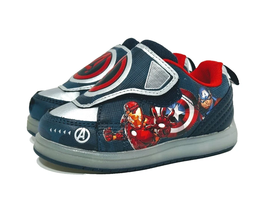 Кроссовки с подсветкой Marvel Avengers для мальчиков ясельного возраста - размер 7 - Изображение 4 из 4