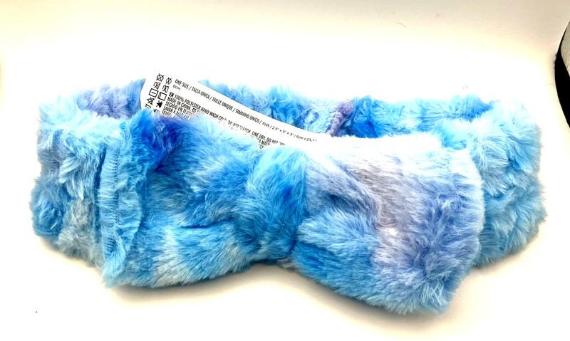 Forever 21 Cloud Color Furry Headband 1