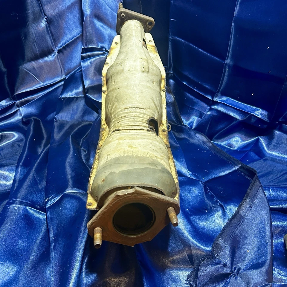 Carcasa/núcleo convertidor catalítico - panal roto - NO PARA INSTALACIÓN Foto 3 de 4