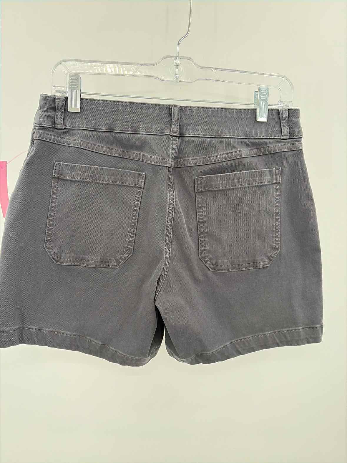 Pre-Owned Spanx Grey Size Medium Basic Shorts - image 2