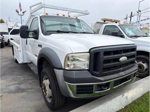 2006 Ford F-550 Super Duty 141" W.B. 2D