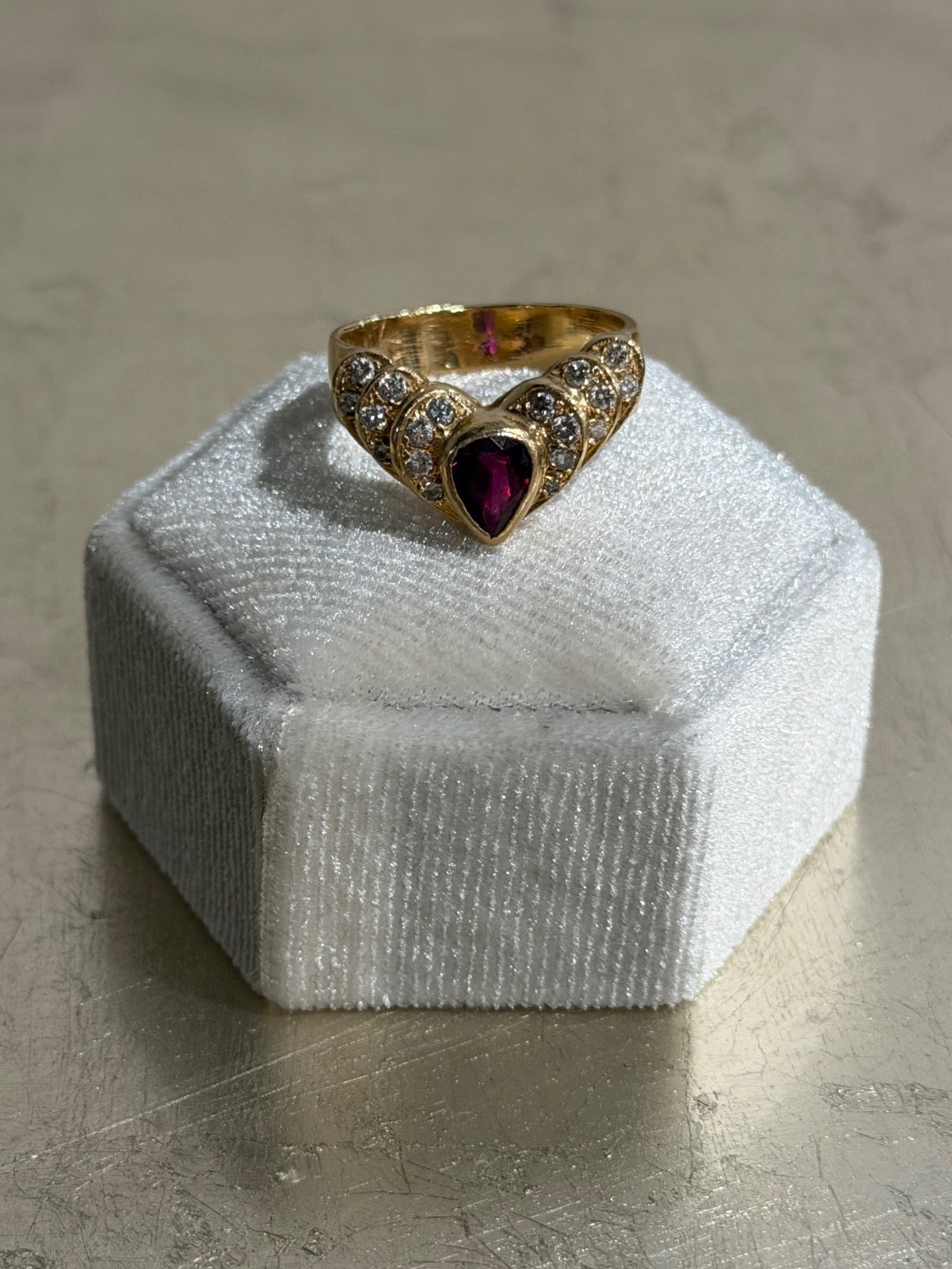 Vintage ruby and diamonds tiara ring 14k size 6.5 - image 1