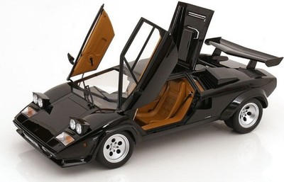 1/18スケールランボルギーニ カウンタック LP 5000S QV 1985 1985 Lamborghini Countach LP 5000S QV Bl, Model Only/ No display