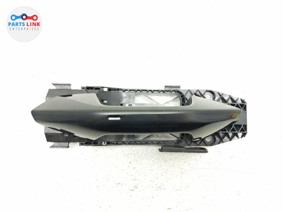 2022-23 AUDI RS3 MAÇANETA DA PORTA DIANTEIRA DIREITA ABRIDOR DE ADERÊNCIA DE GARRA EXTERNO PRETO A3 S3 8Y - Imagem 4 de 4