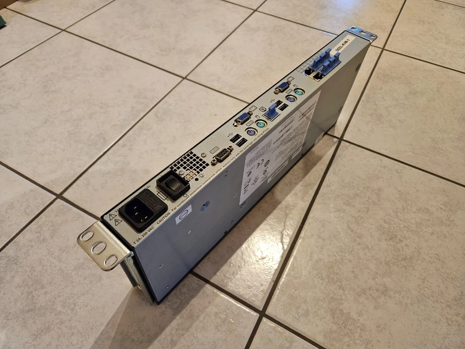 KVM HP AF616A 513735-001 517690-001 Console Switch - Bild 2 von 3