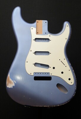 RGH | 60s Strat Style Blue Ice Metallic Alder / Erle Nitrocellulose relic