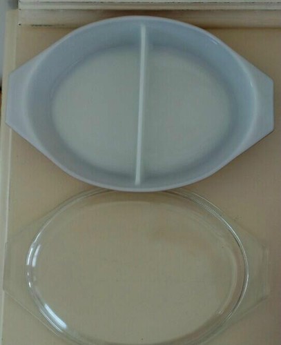 PYREX Early American 1,5 cuartos CAZUELA OVALADA DIVIDIDA + TAPA - Imagen 3 de 5