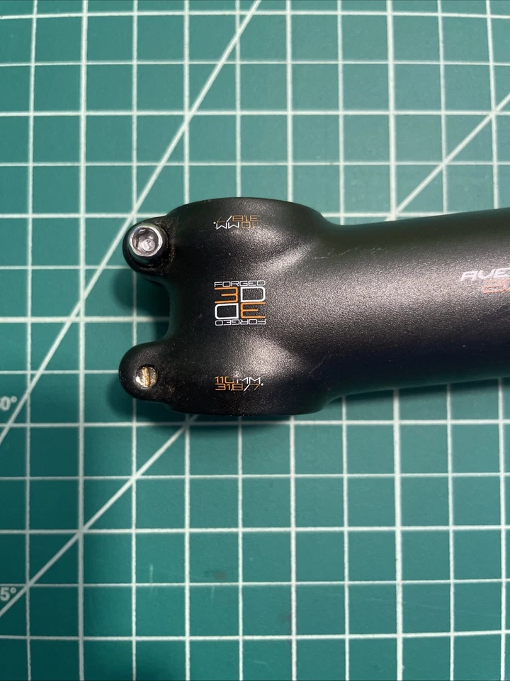 Vástago de carretera Avenir 200, abrazadera de 31,8 mm, longitud 110 mm x elevación de 7 grados Foto 3 de 4