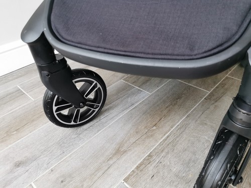 Complete Nuna Demi Grow Chassis With Basket and Wheels Caviar Black - Picture 12 of 24