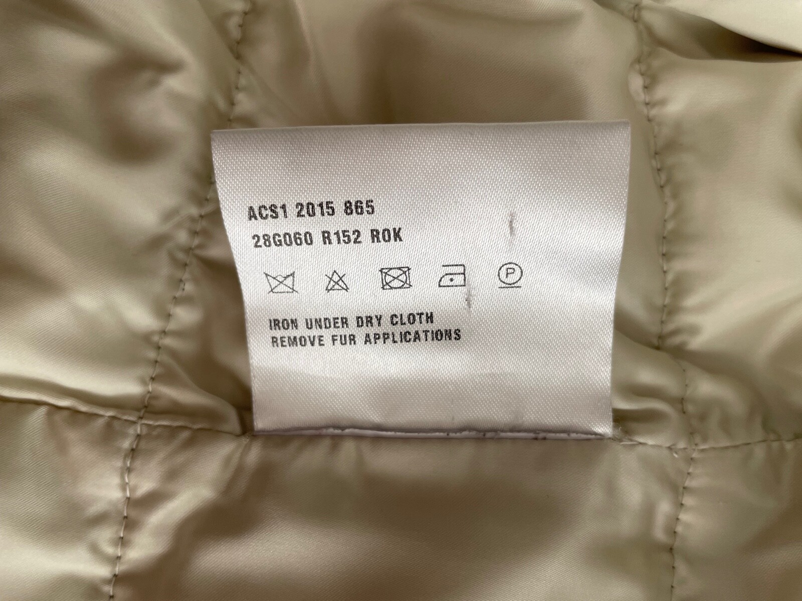 PRADA down jacket puffer jacket fur hooded jacket… - image 10