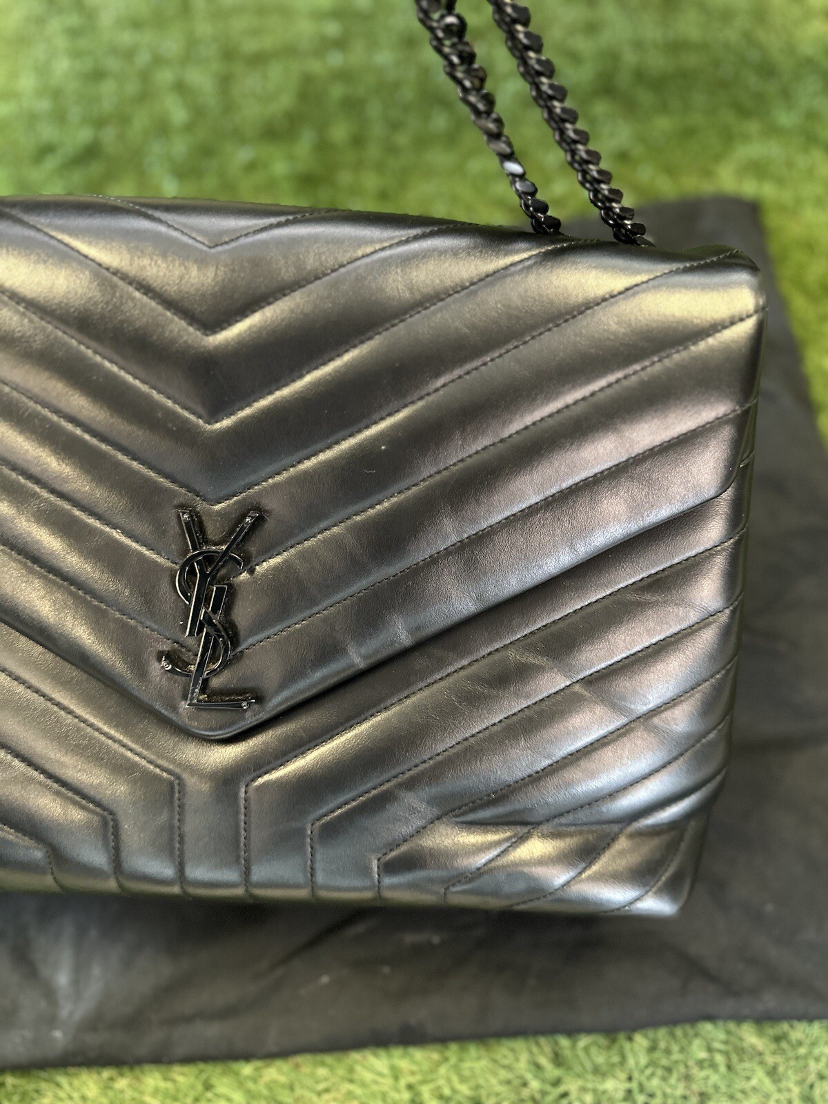 SAINT LAURENT Borsa a tracolla YSL Large Loulou nera $2650 vendita al dettaglio 100% autentica spedizione rapida