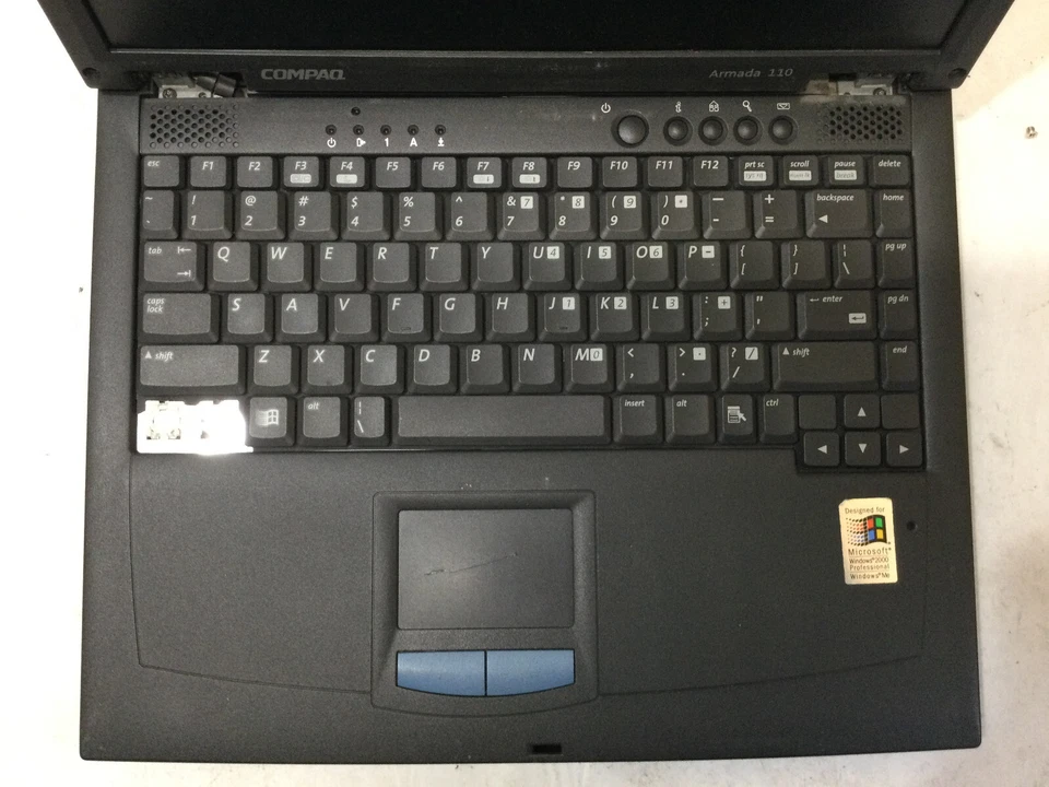 COMPAQ ARMADA 110-PP2100 - FOR PARTS - 256MB RAM - INTEL PENTIUM - READ DESC -BB - Image 2 of 4