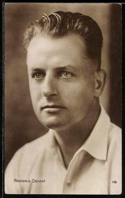 Ansichtskarte Schauspieler Reginald Denny mit offenem Hemdkragen 