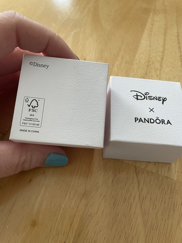 Authentic Pandora #799363C01 Disney Minnie Mouse Bow & Mom Charm - Picture 3 of 3