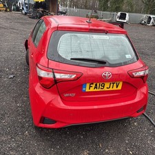 TOYOTA YARIS BREAKING FRONT BUMPER BONNET WINGS HEADLIGHTS AIRBAG