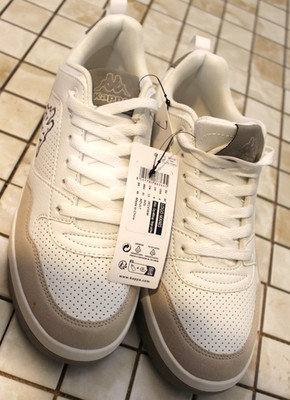 UNISEX KAPPA  LOGO MANIS LEATHER SNEAKER IN WHITE SIZE 9 M 381V3EW