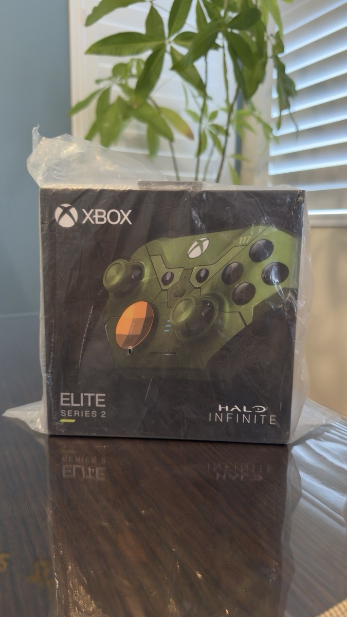Microsoft Xbox Elite Series 2 Halo Infinite Limited Edition
