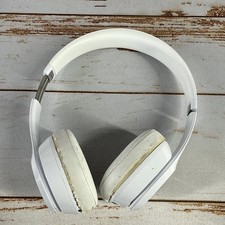 Beats Solo3 Wireless Over-Ear Bluetooth Headphones White A1796